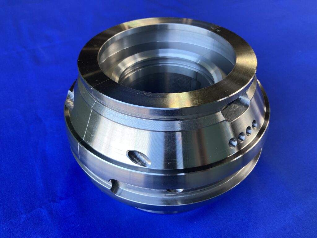 Split steel spherical Babbitt bearing